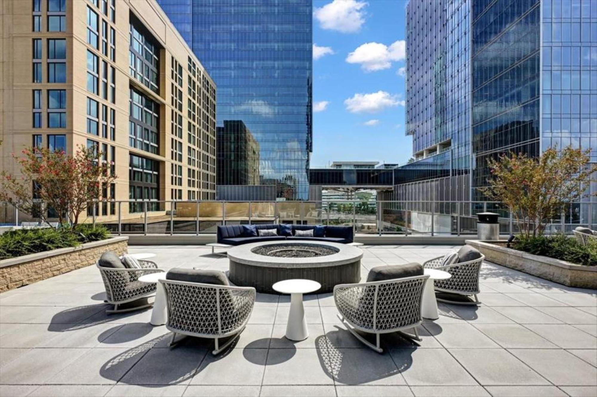 Global Luxury Suites At Town Center Reston Exteriör bild