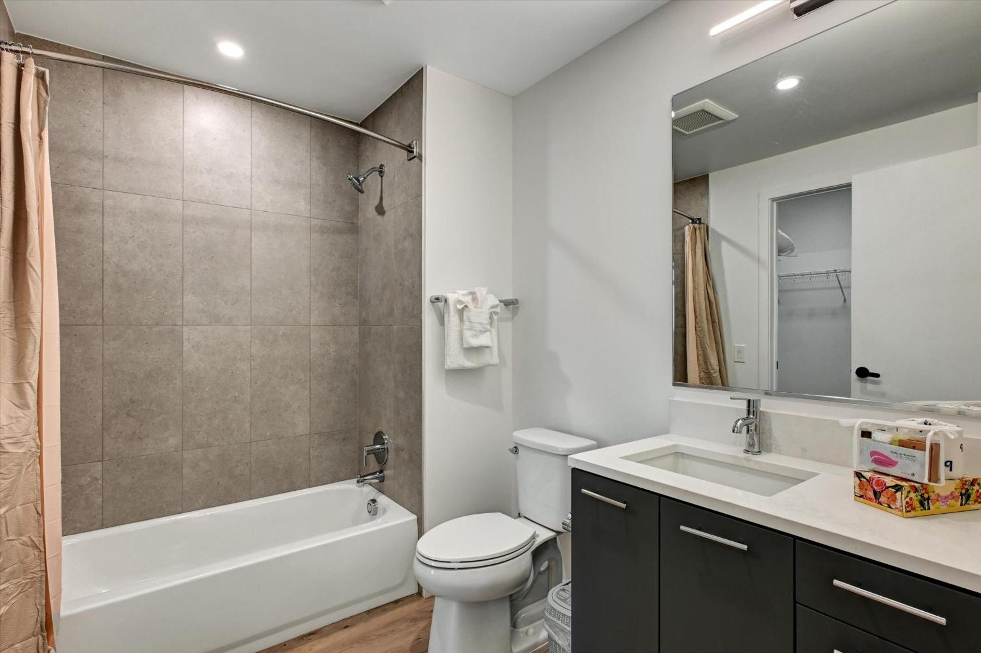 Global Luxury Suites At Town Center Reston Exteriör bild